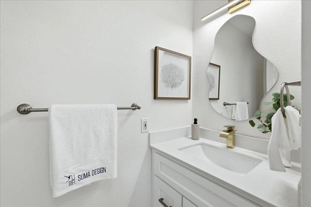 7480 Stagecoach Road, Dublin, CA 94568