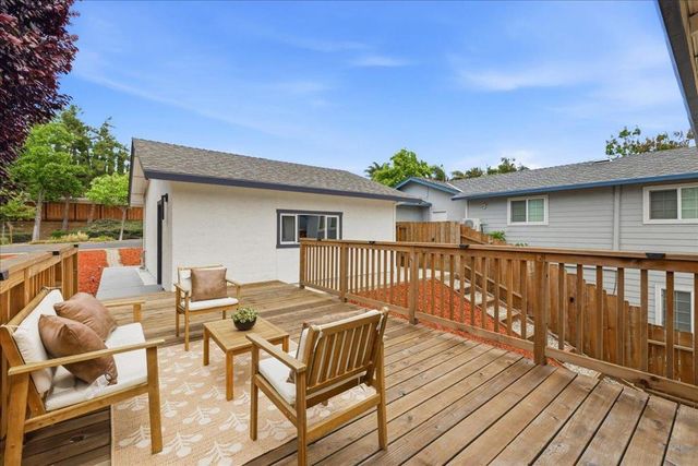 7480 Stagecoach Road, Dublin, CA 94568