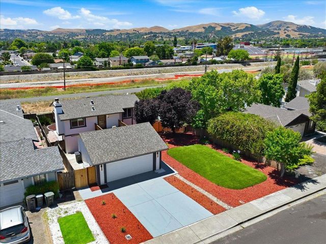 7480 Stagecoach Road, Dublin, CA 94568