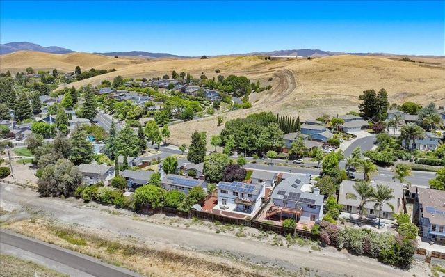 7480 Stagecoach Road, Dublin, CA 94568