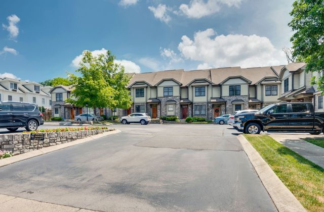 4210 Hillsboro Pike Apt 208, Nashville, TN 37215