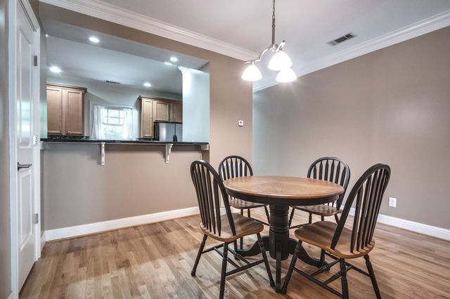 4210 Hillsboro Pike Apt 208, Nashville, TN 37215