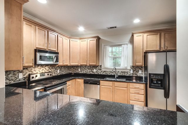 4210 Hillsboro Pike Apt 208, Nashville, TN 37215