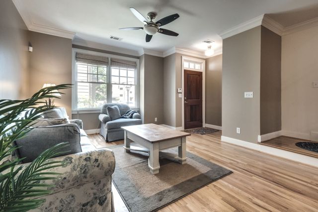 4210 Hillsboro Pike Apt 208, Nashville, TN 37215