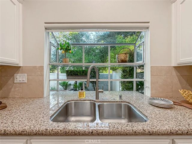 3135 E Hillcrest, Westlake Village, CA 91362