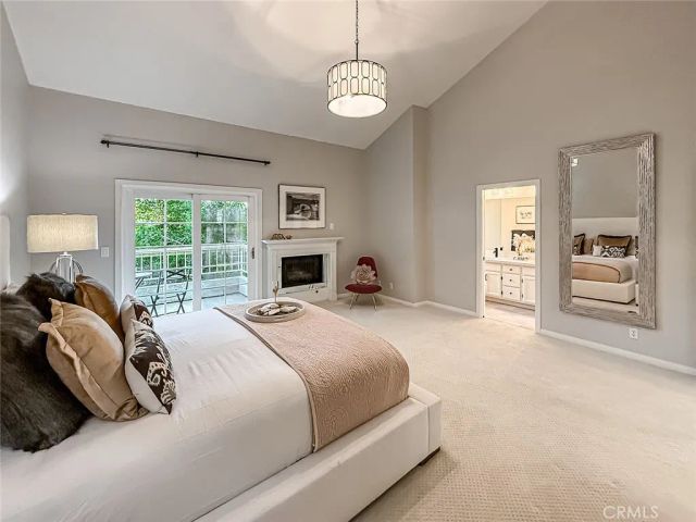 3135 E Hillcrest, Westlake Village, CA 91362