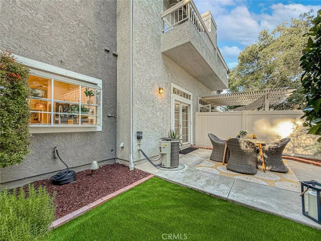 3135 E Hillcrest, Westlake Village, CA 91362