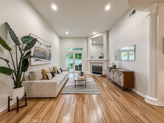 3135 E Hillcrest, Westlake Village, CA 91362
