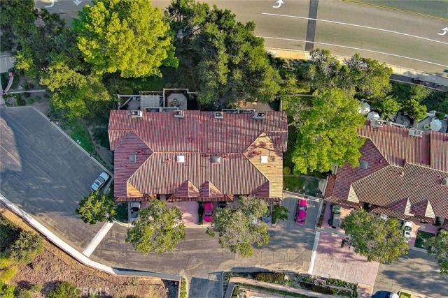 3135 E Hillcrest, Westlake Village, CA 91362