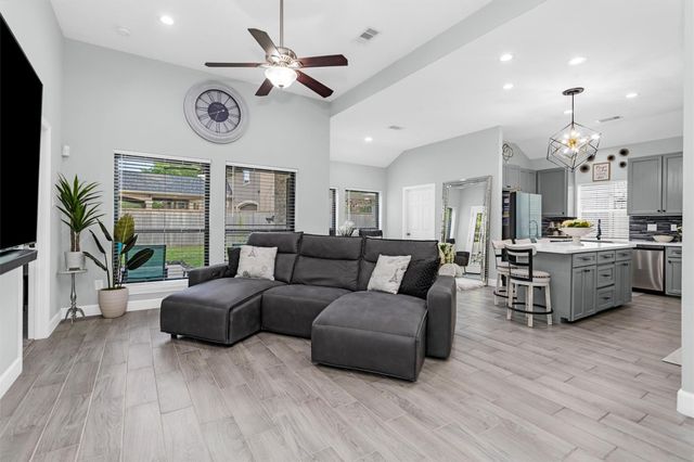 21310 Atascocita Point Drive NW, Humble, TX 77346