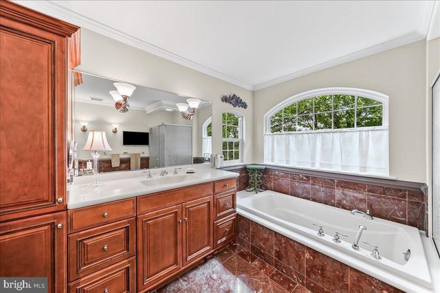 111 DANBURY DR, Coatesville, PA 19320