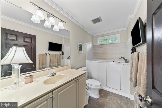 111 DANBURY DR, Coatesville, PA 19320