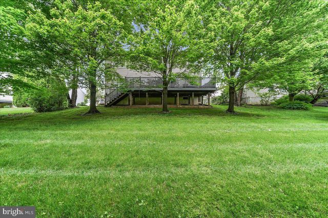 111 DANBURY DR, Coatesville, PA 19320