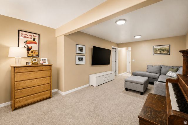 204 W LYMAN LN, Bountiful, UT 84010