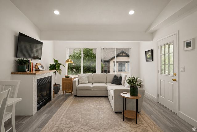 204 W LYMAN LN, Bountiful, UT 84010