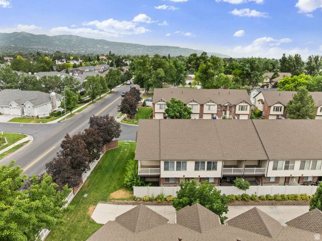 204 W LYMAN LN, Bountiful, UT 84010