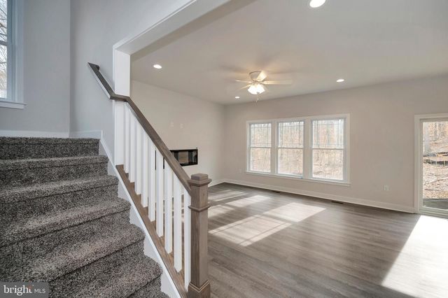 3 QUARRY RD, Stafford, VA 22554