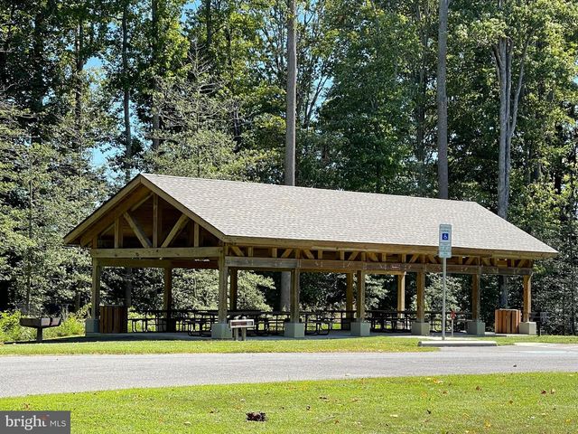 3 QUARRY RD, Stafford, VA 22554