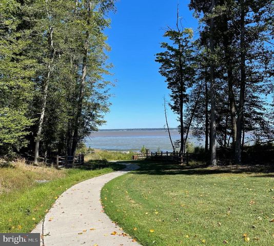 3 QUARRY RD, Stafford, VA 22554