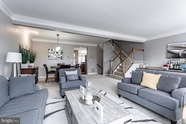 43738 CLEMENS TER, Ashburn, VA 20147