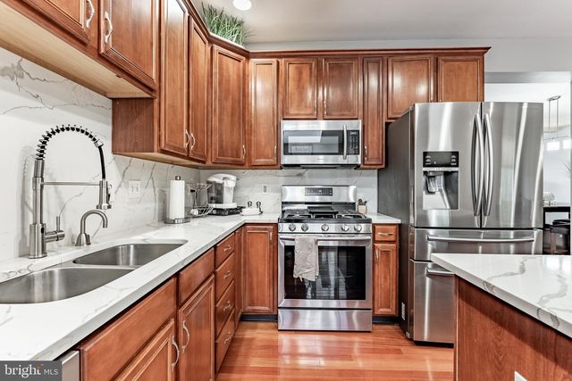 43738 CLEMENS TER, Ashburn, VA 20147