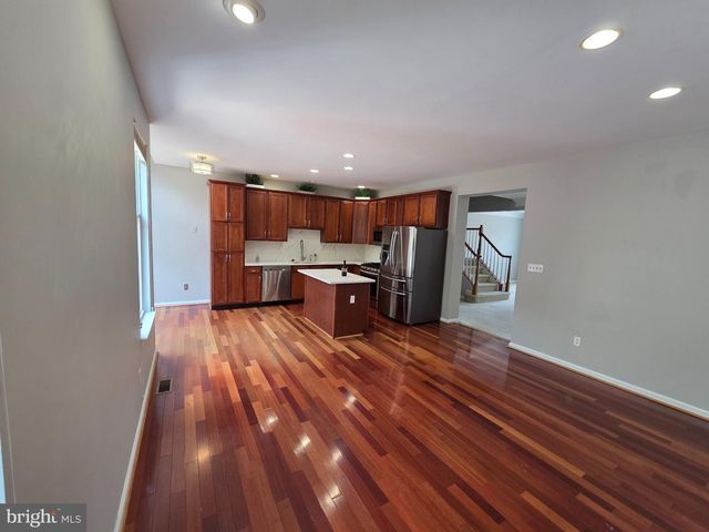 43738 CLEMENS TER, Ashburn, VA 20147