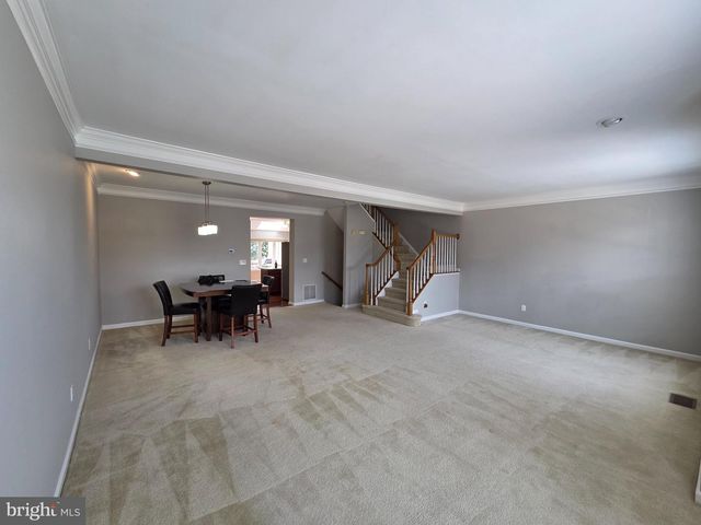 43738 CLEMENS TER, Ashburn, VA 20147