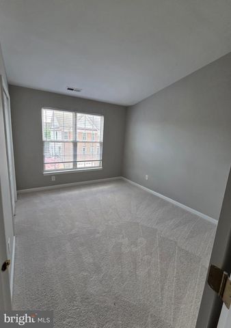 43738 CLEMENS TER, Ashburn, VA 20147