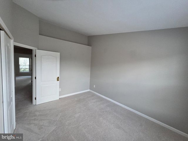 43738 CLEMENS TER, Ashburn, VA 20147