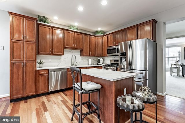 43738 CLEMENS TER, Ashburn, VA 20147