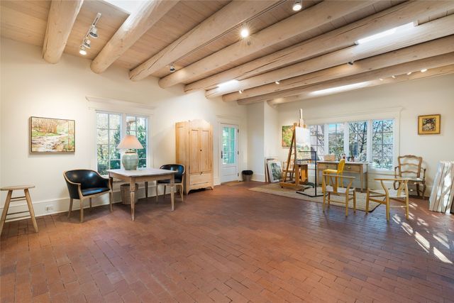 1888 Moonlight Drive, Santa Fe, NM 87505