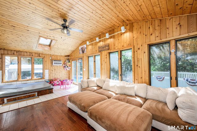 17 Julius Drive, East Haven, CT 06513