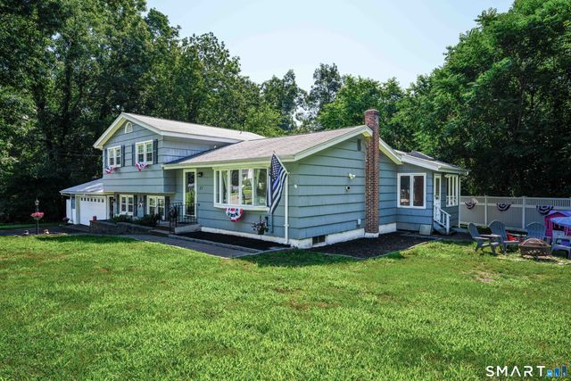 17 Julius Drive, East Haven, CT 06513