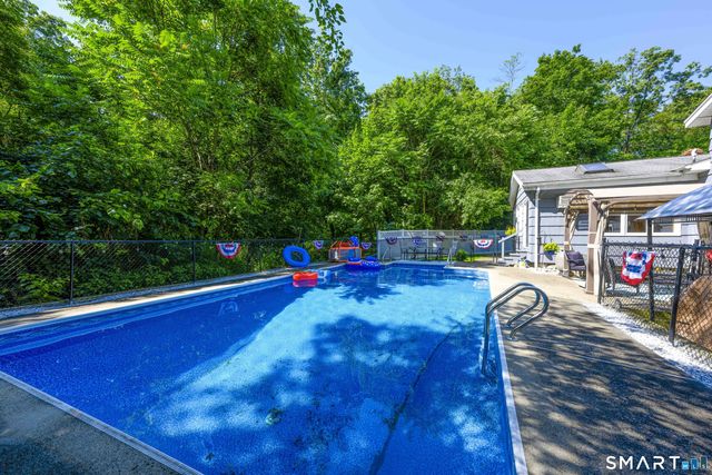 17 Julius Drive, East Haven, CT 06513