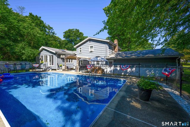 17 Julius Drive, East Haven, CT 06513