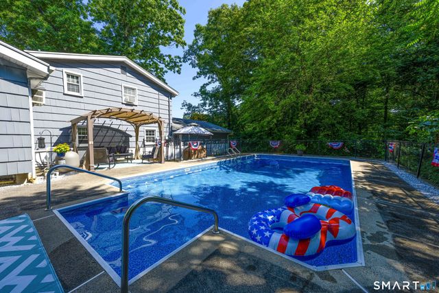 17 Julius Drive, East Haven, CT 06513