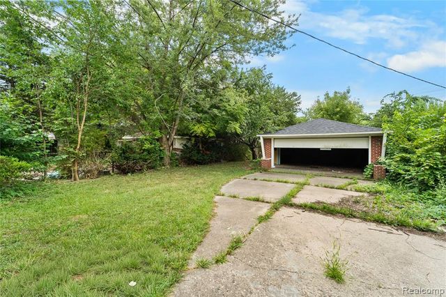 16092 Coram Street, Detroit, MI 48205