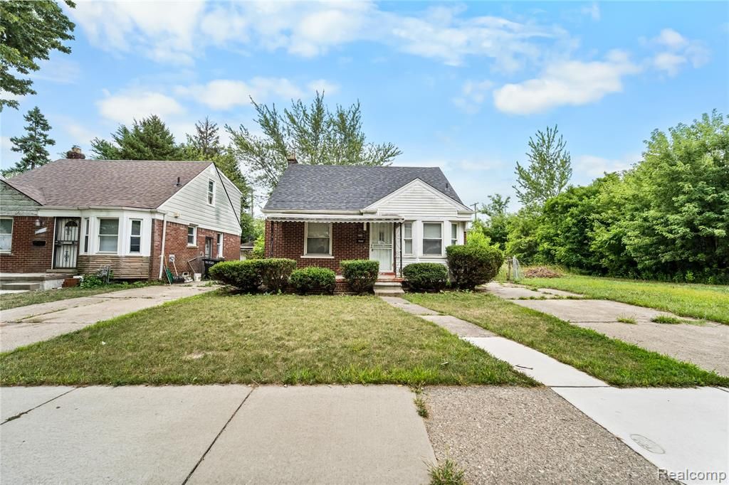 16092 Coram Street, Detroit, MI 48205