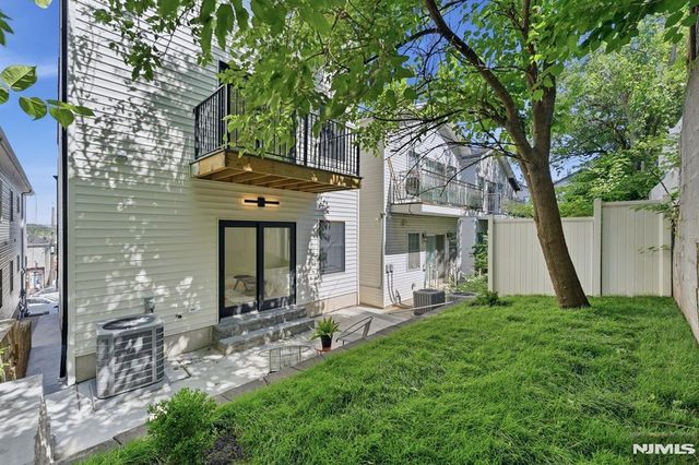 98 Western Avenue 1, Jersey City, NJ 07307