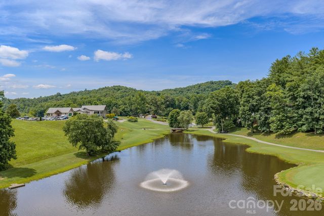 329 Mountain Crest Drive, Hendersonville, NC 28739