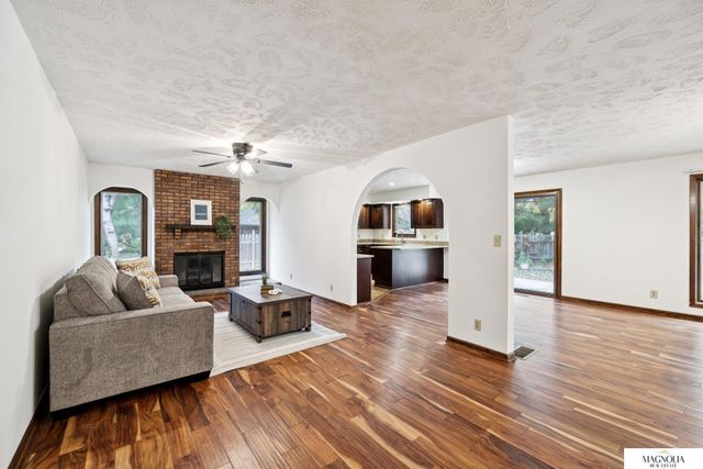 5800 Berkeley Drive, Lincoln, NE 68512