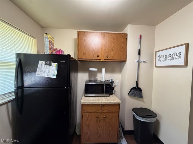 223 Kendall Avenue, Campbell, OH 44405