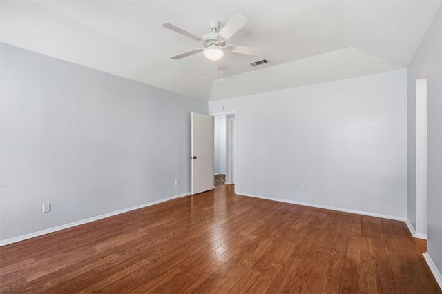 5917 Pleasant Hill Drive, Arlington, TX 76016