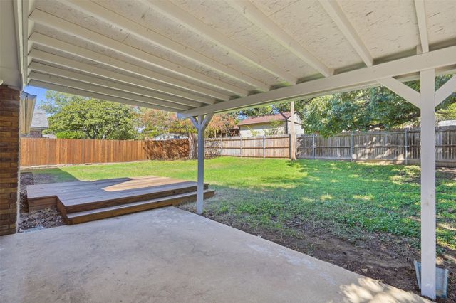 5917 Pleasant Hill Drive, Arlington, TX 76016
