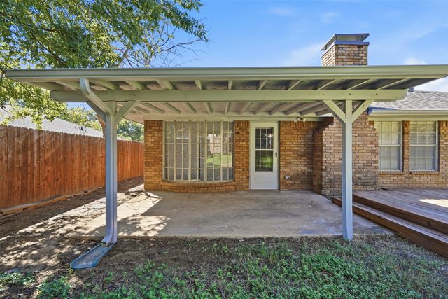 5917 Pleasant Hill Drive, Arlington, TX 76016