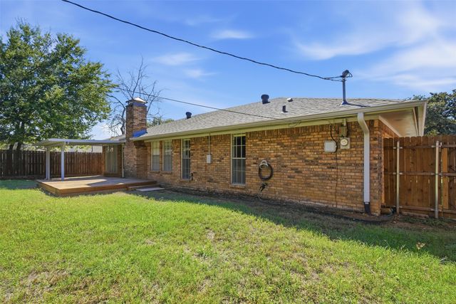 5917 Pleasant Hill Drive, Arlington, TX 76016