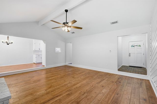 5917 Pleasant Hill Drive, Arlington, TX 76016