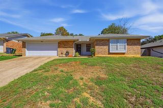 5917 Pleasant Hill Drive, Arlington, TX 76016