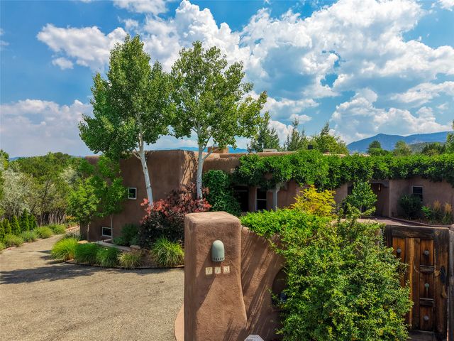 713 Garcia Street, Santa Fe, NM 87505