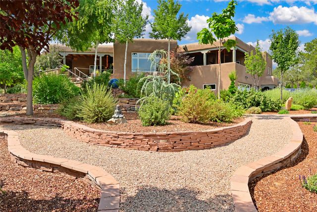 713 Garcia Street, Santa Fe, NM 87505